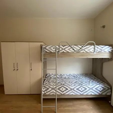 Hostel R&k