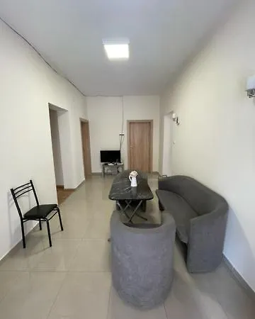 Hostel R&k *
